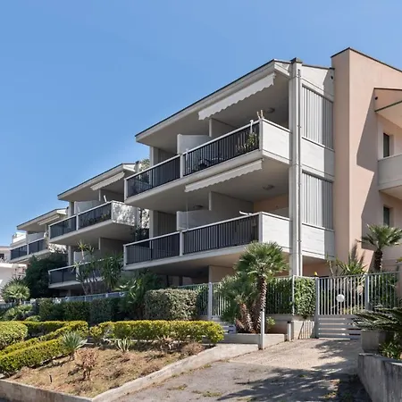 Il Mare In Stanza By Domusicily Apartment Mondello
