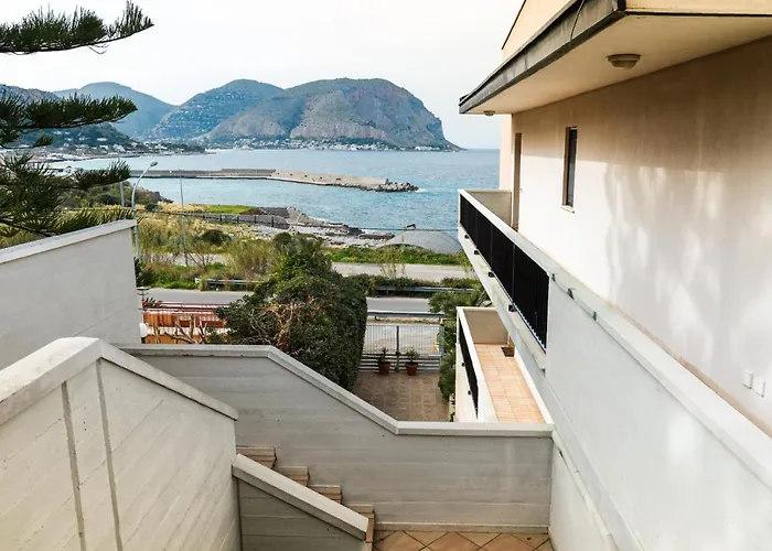 Il Mare In Stanza By Domusicily * מונדלו