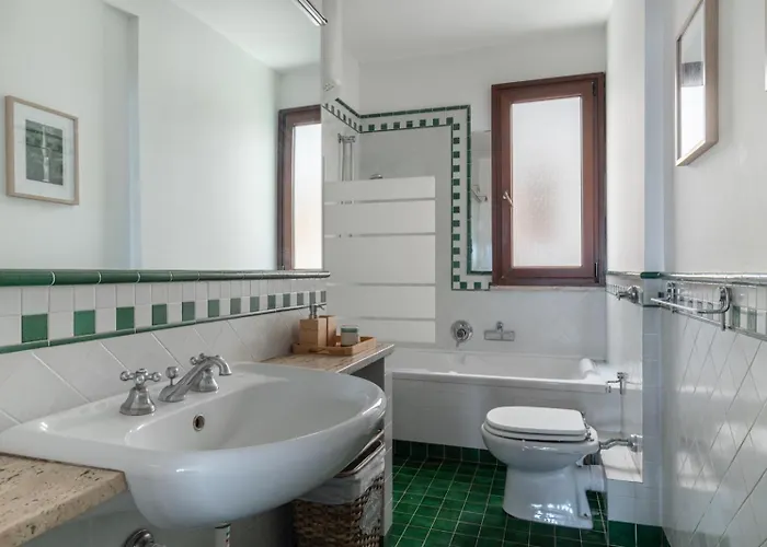 Il Mare In Stanza By Domusicily מונדלו